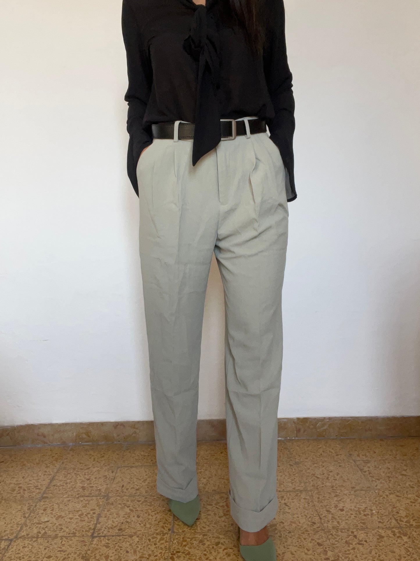 Pantaloni gamba dritta con pince