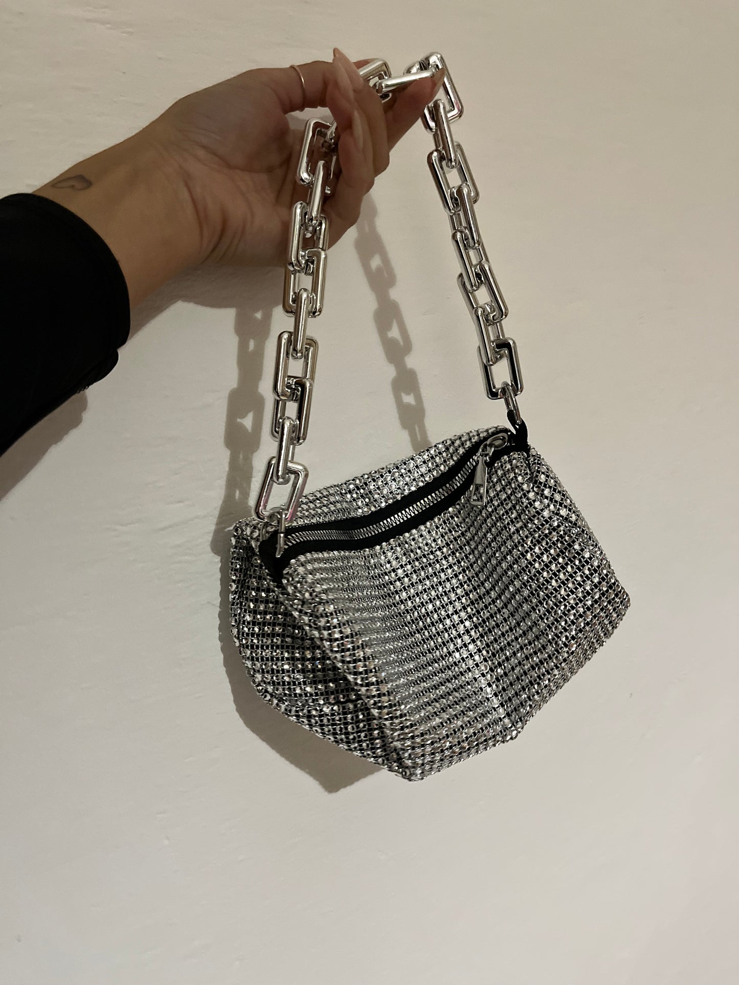 Pochette rete di pietre argento