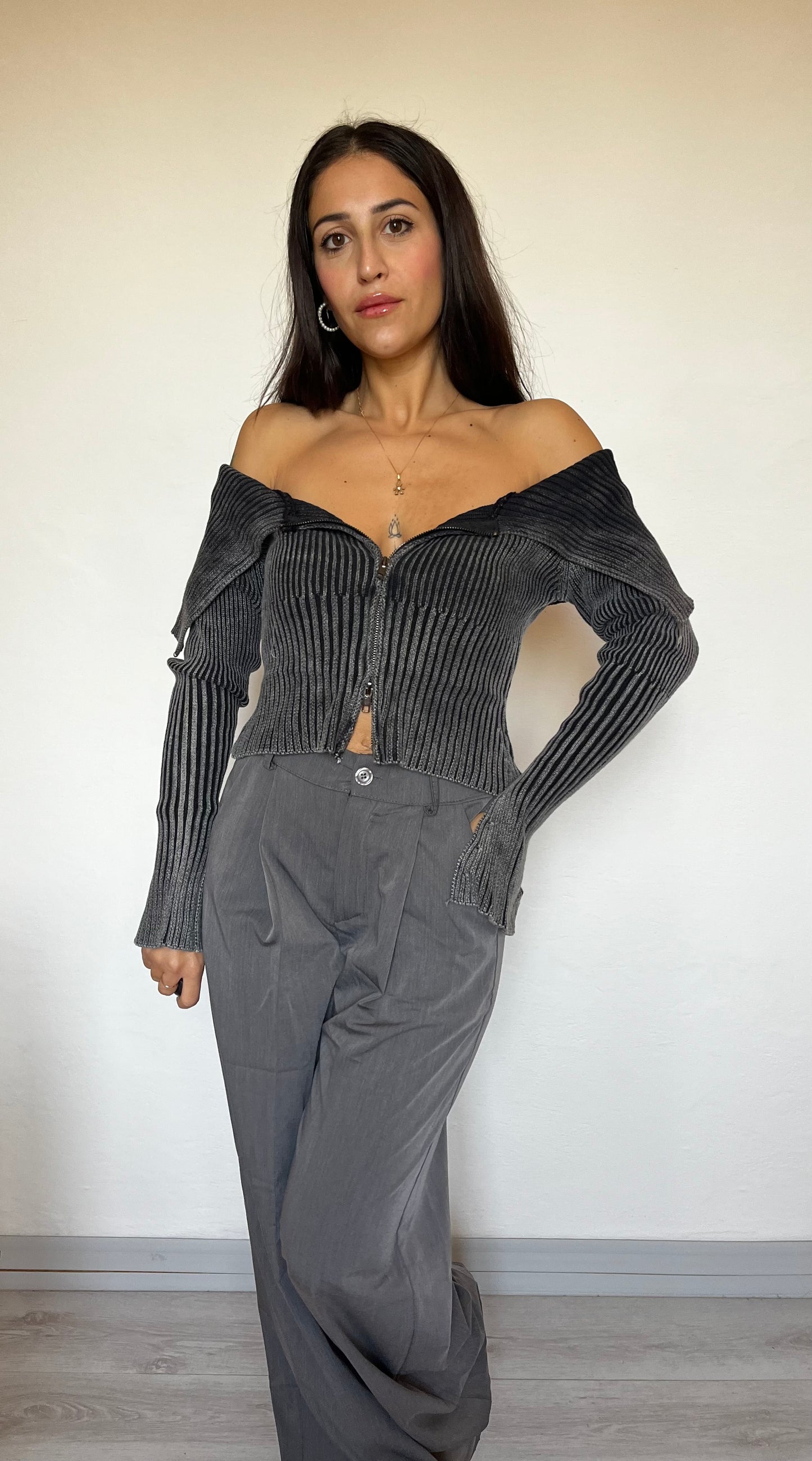 Cardigan scollo profondo “Zip”