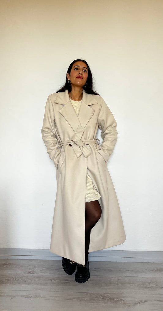 Cappotto avvitato con cintura in vita
