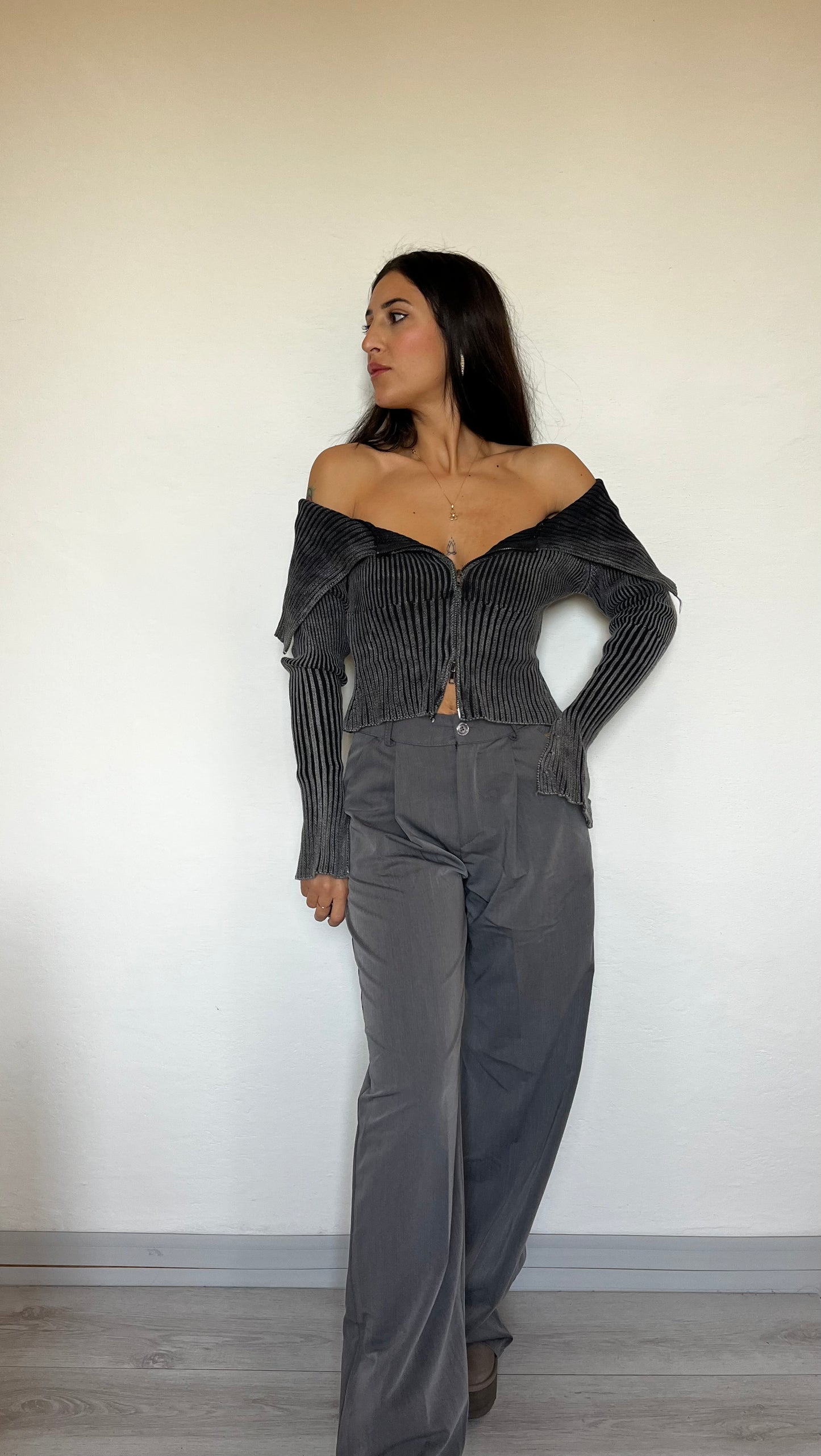 Cardigan scollo profondo “Zip”