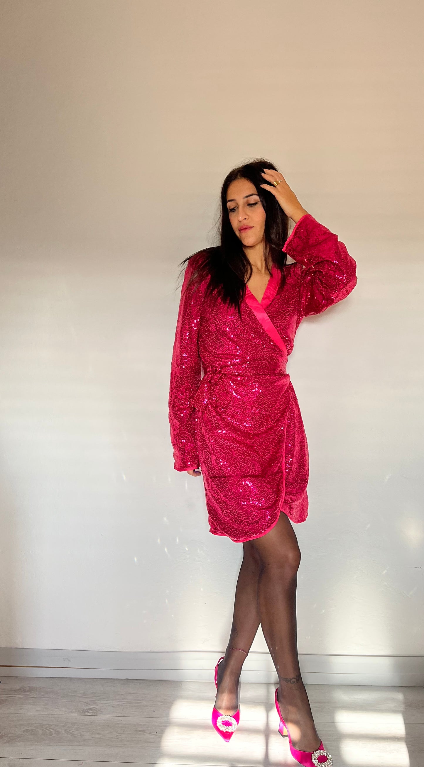 Abito a kimono con paillettes “Lobelia”