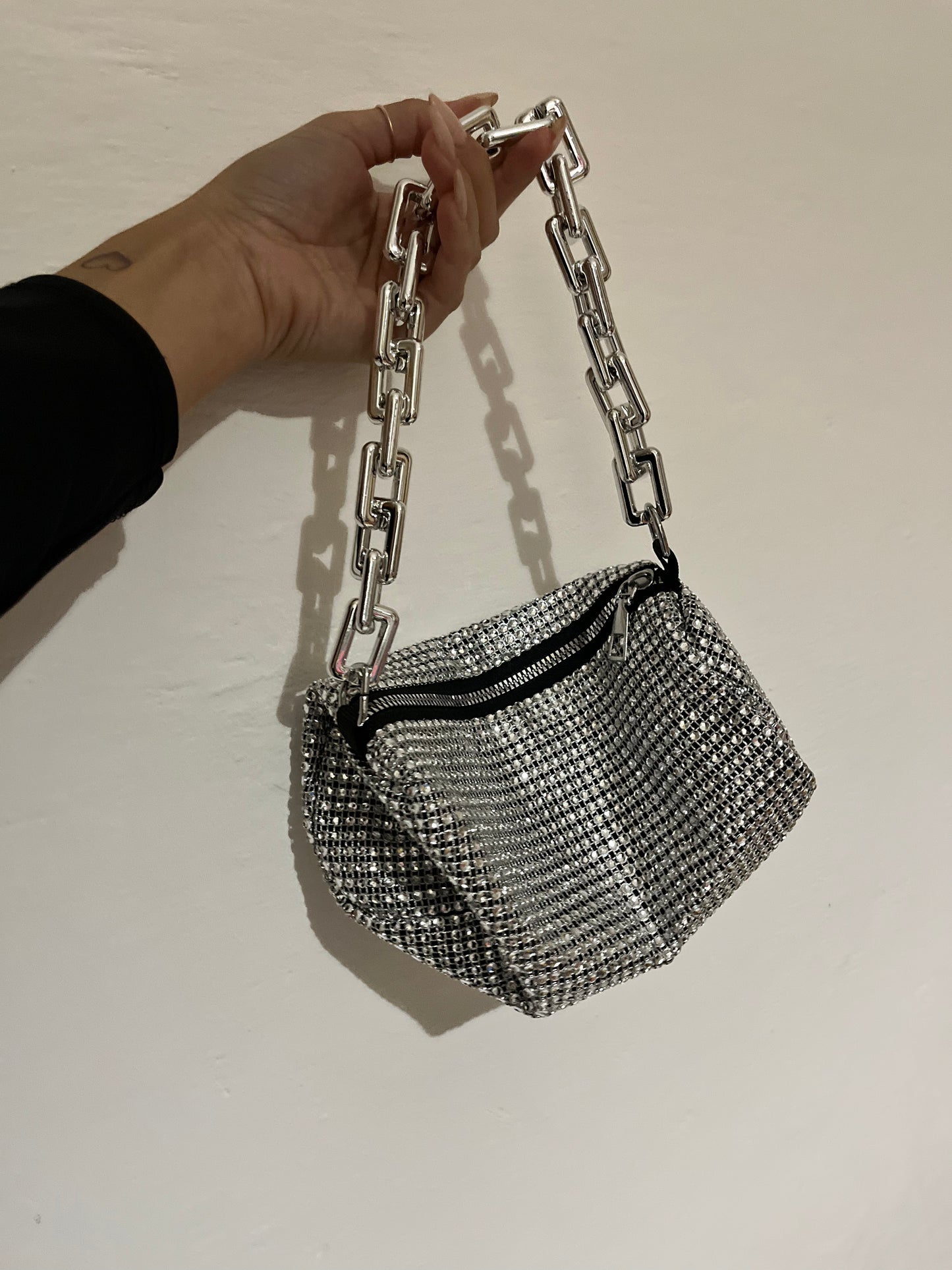 Pochette rete di pietre argento