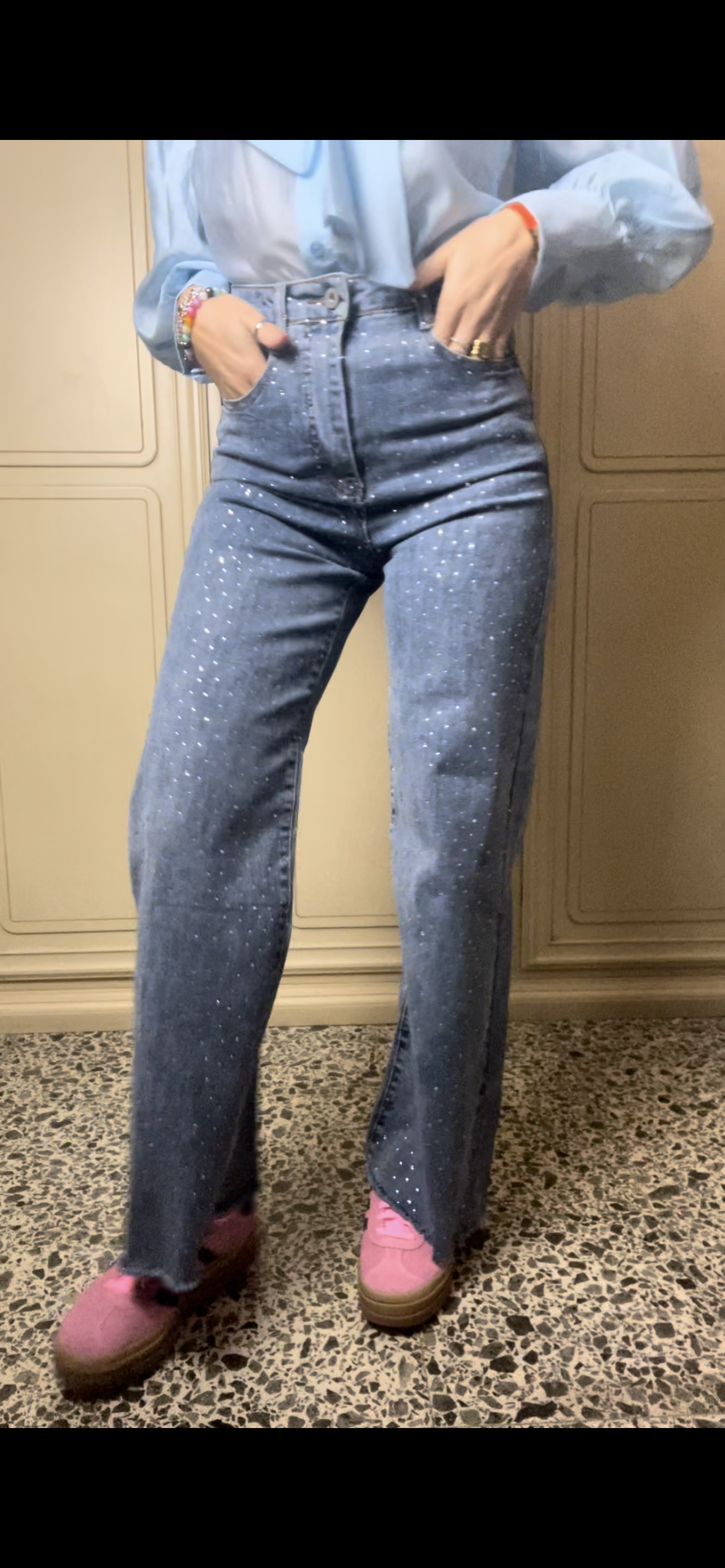 Jeans a campana con brillantini