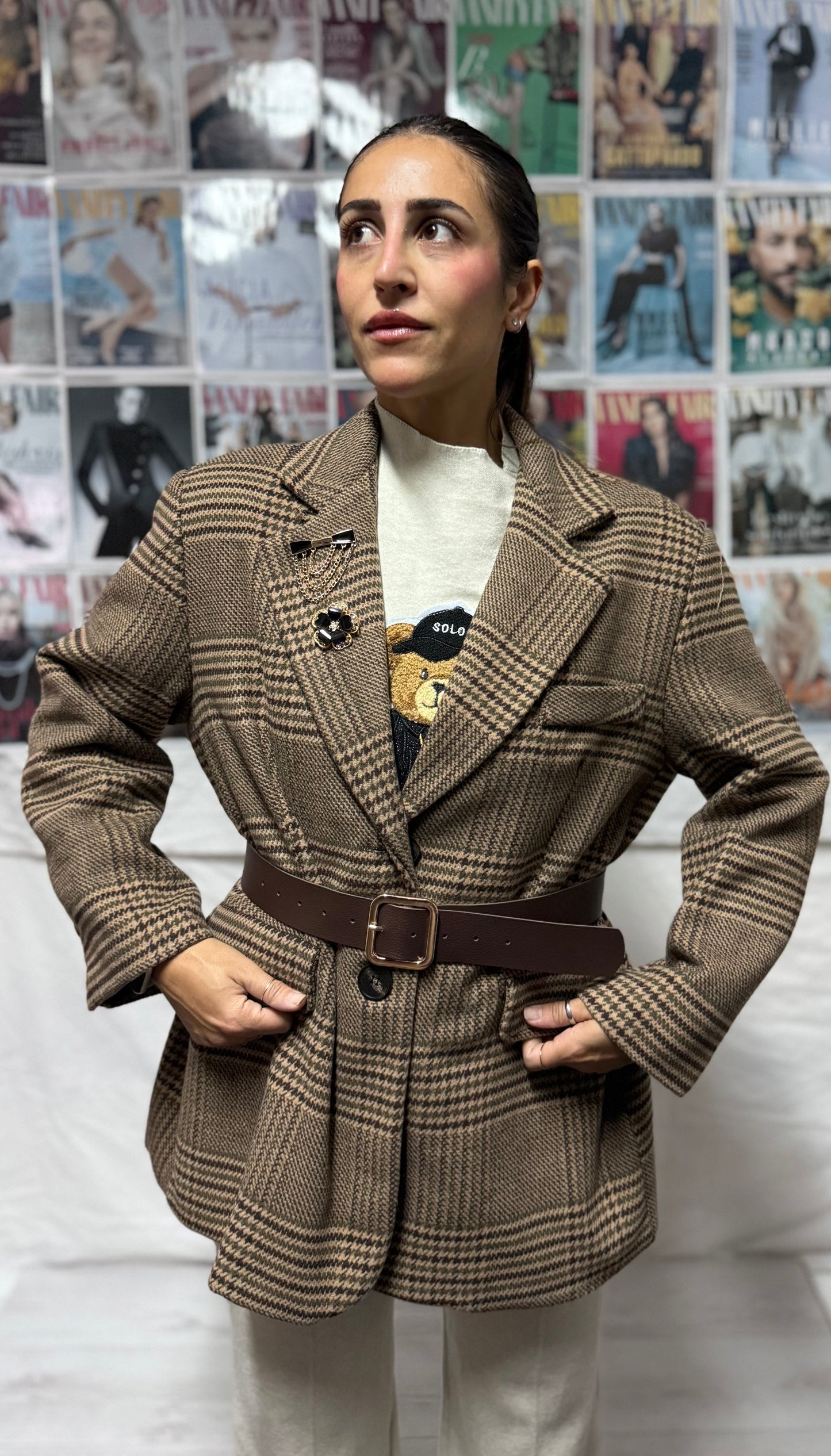 Giacca a quadri con spille