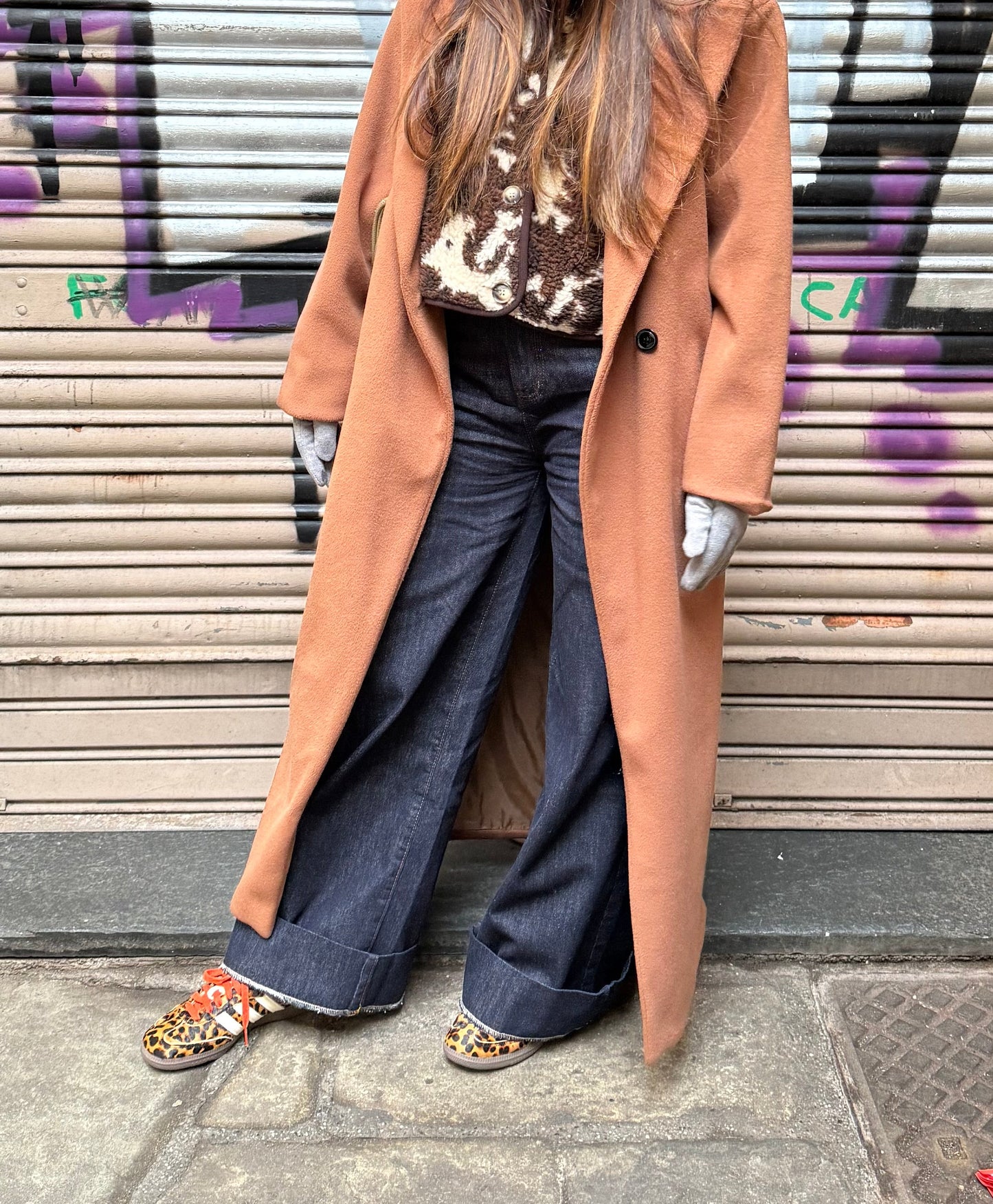 Jeans con cuciture a vista