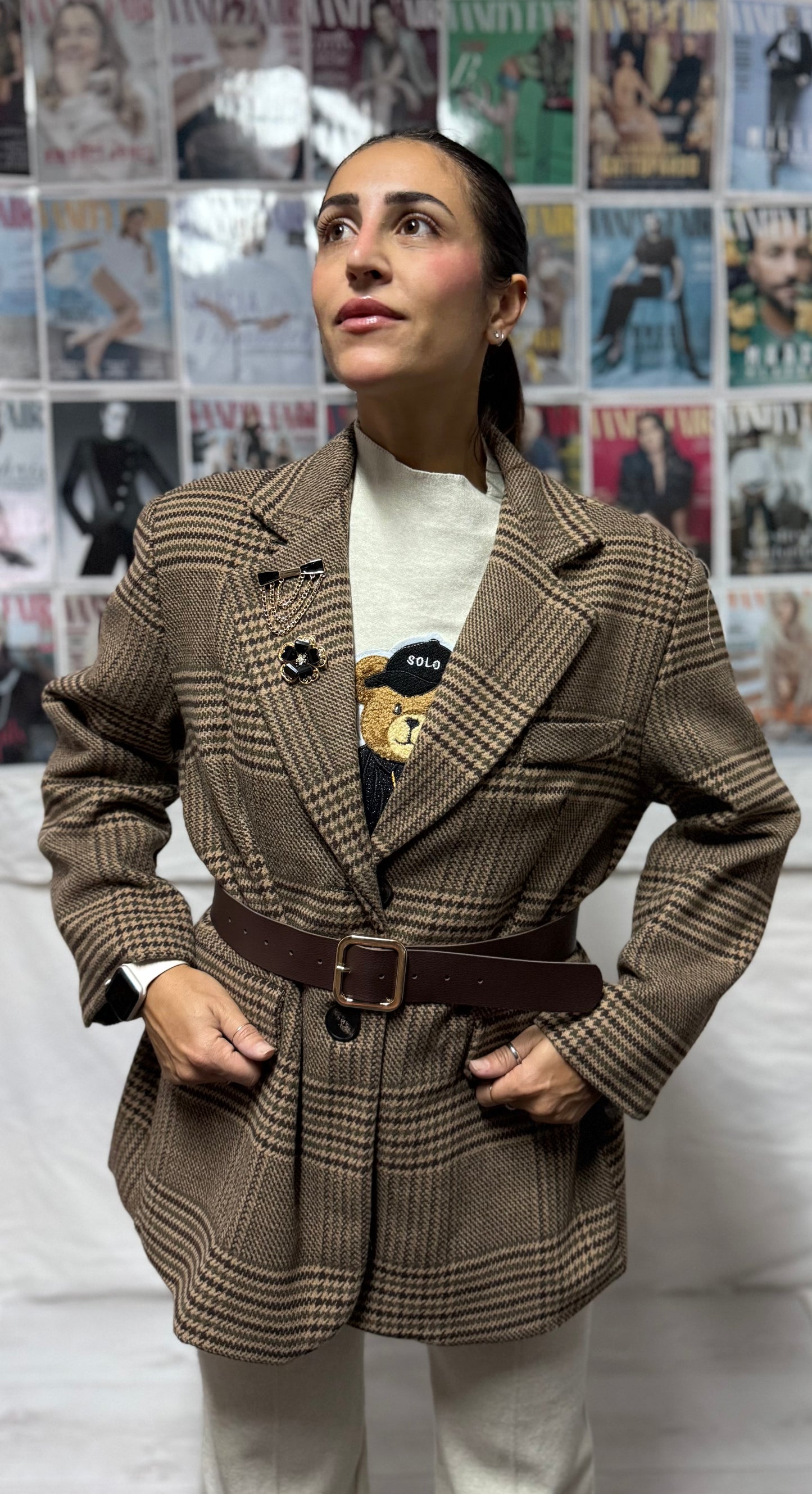 Giacca a quadri con spille