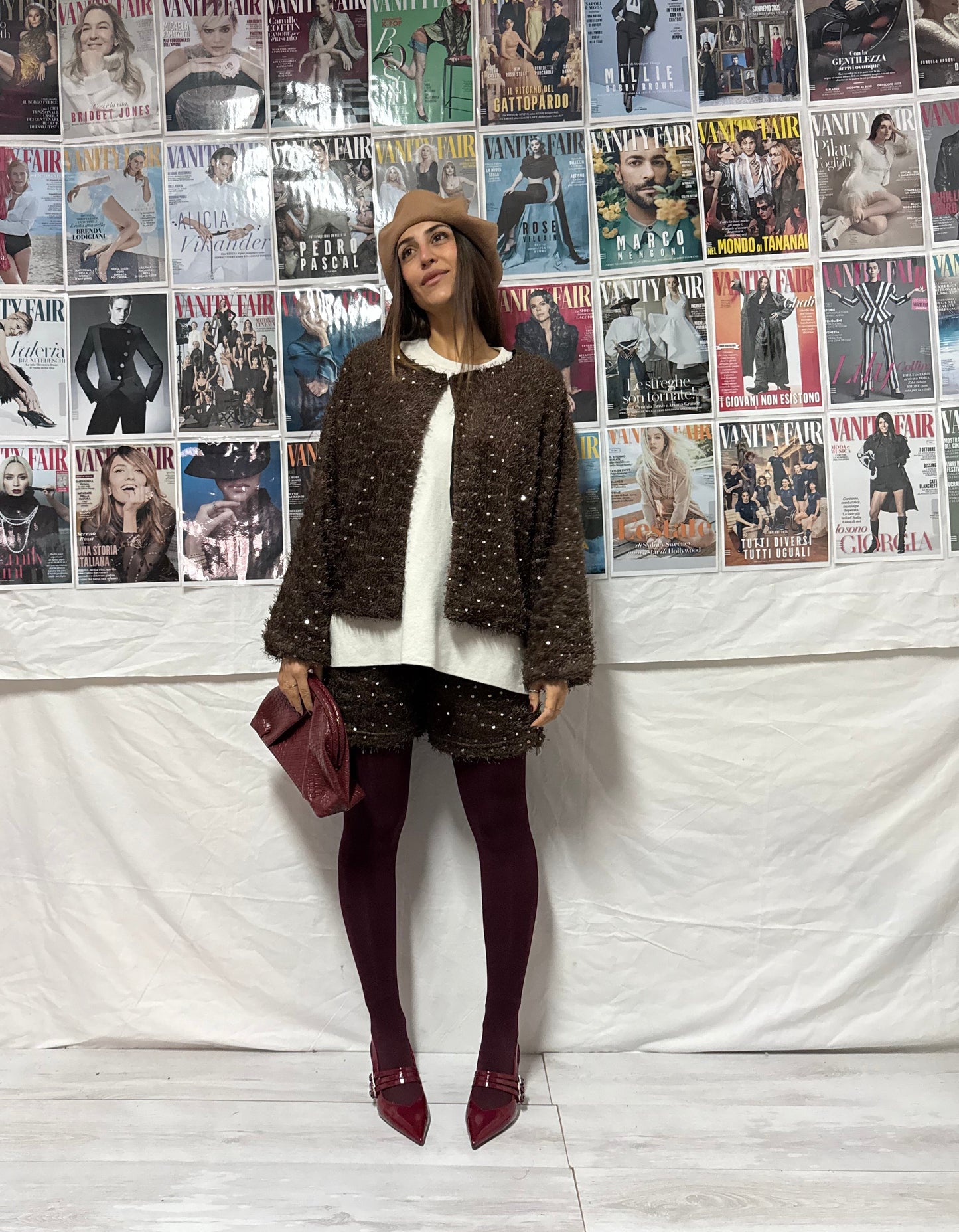 Completo shorts & cardigan con dettagli