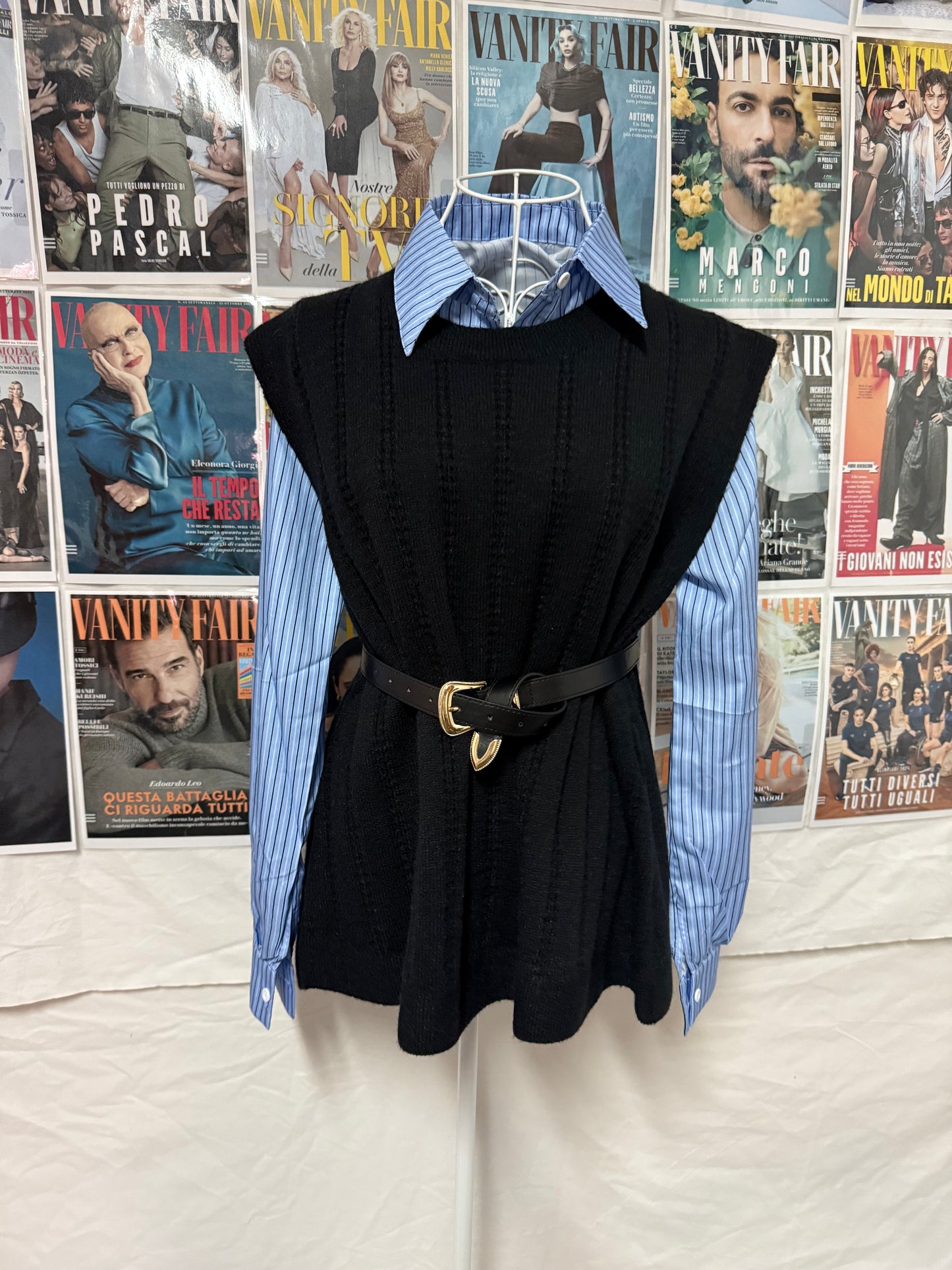Gilet con camicia e cintura