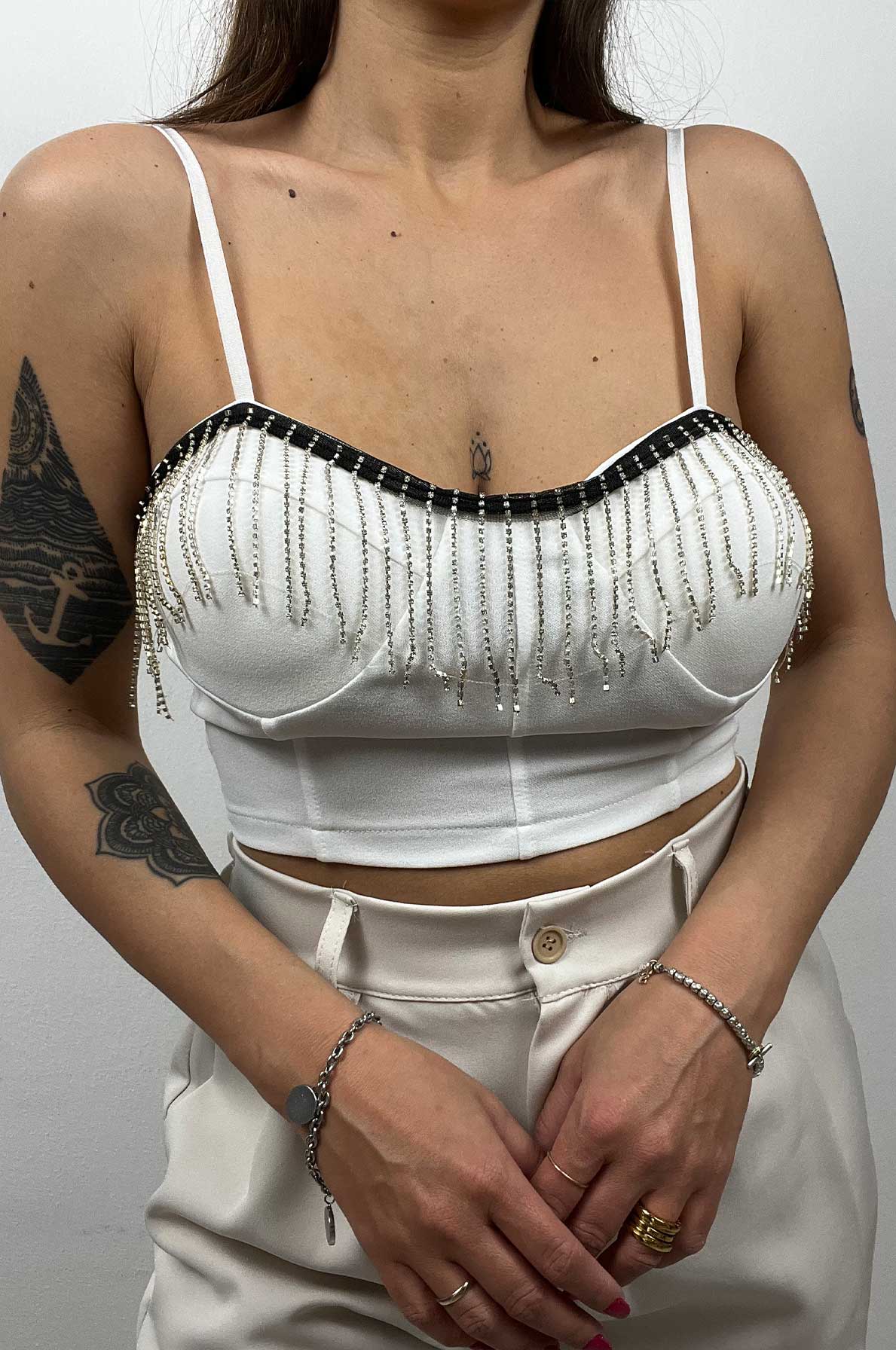 Top con laccetti “Lauren”
